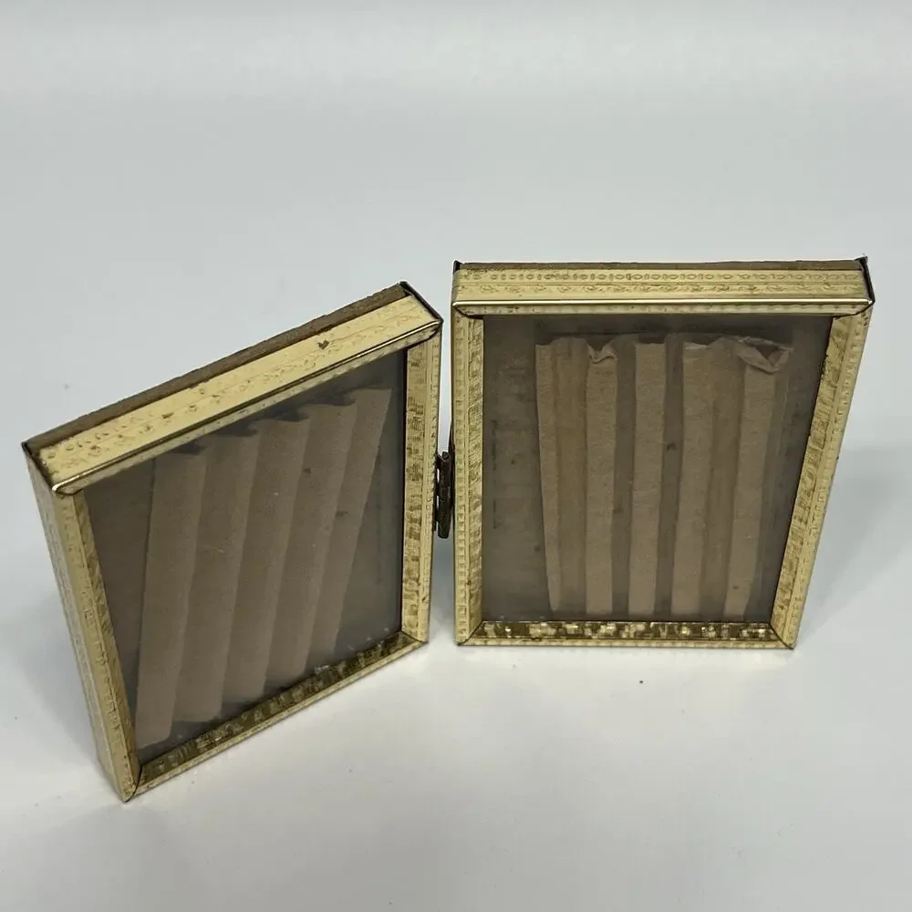 Vintage Double Brass Gold Metal Picture Frame Hinged Bi-fold 2.5 x3.5 Photo